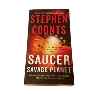 Saucer: Savage Planet Paperback Stephen Coonts.
